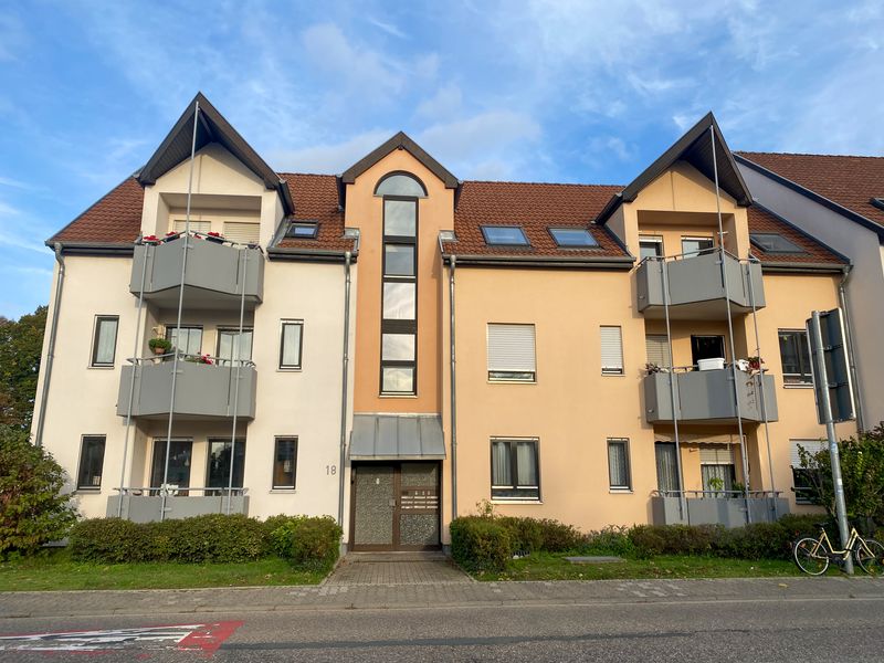 Wohnen mit Charakter: 3-Zimmer-Dachgeschosswohnung in Eppelheim